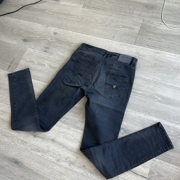 Guess - Men’s - Skinny jeans 30” waist - Picture 6 of 9